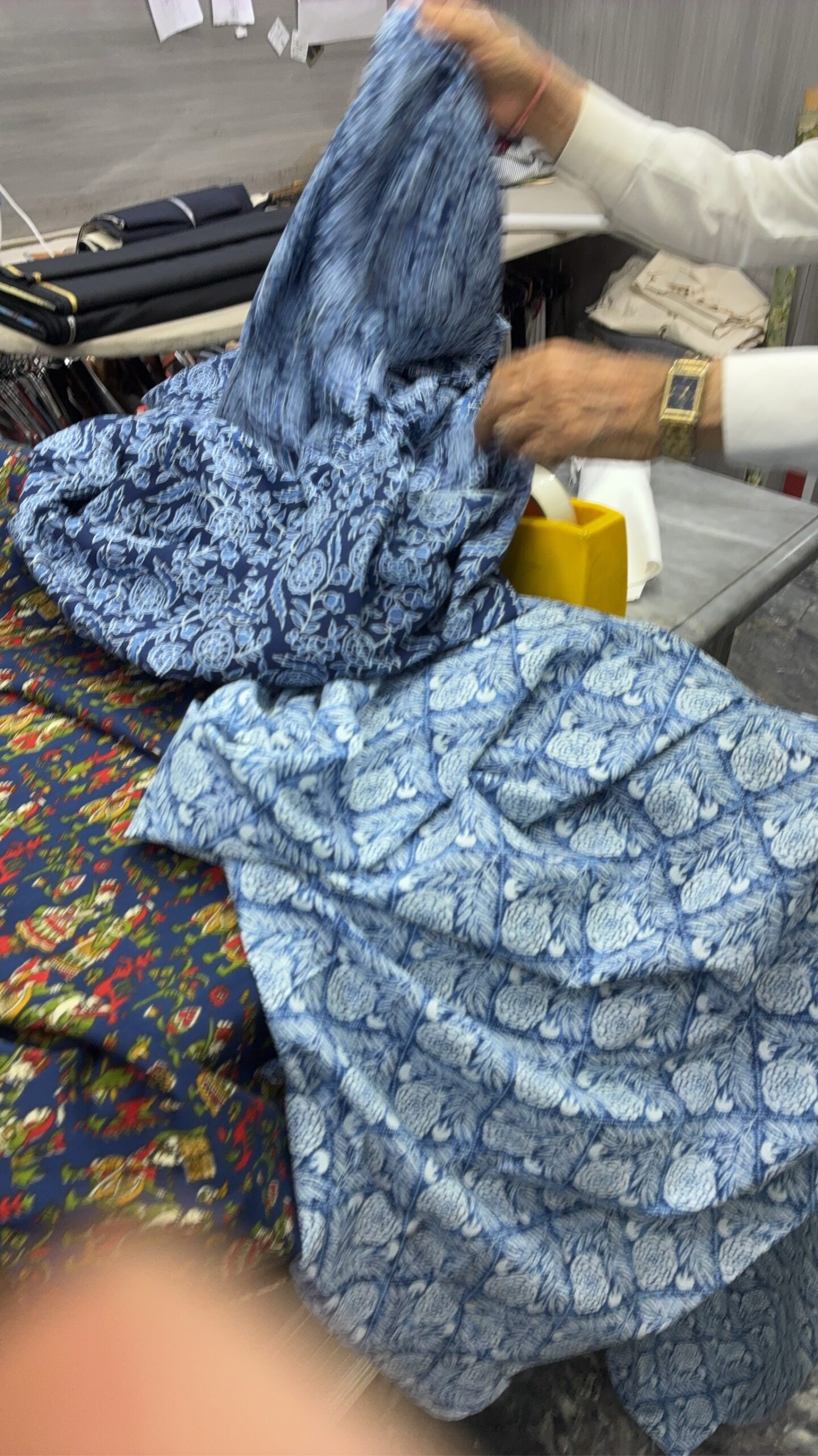 生地を広げた様子