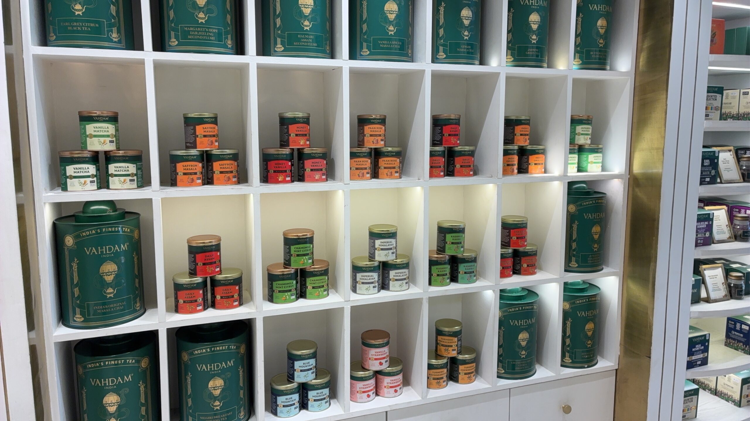 VAHDAMの紅茶売場