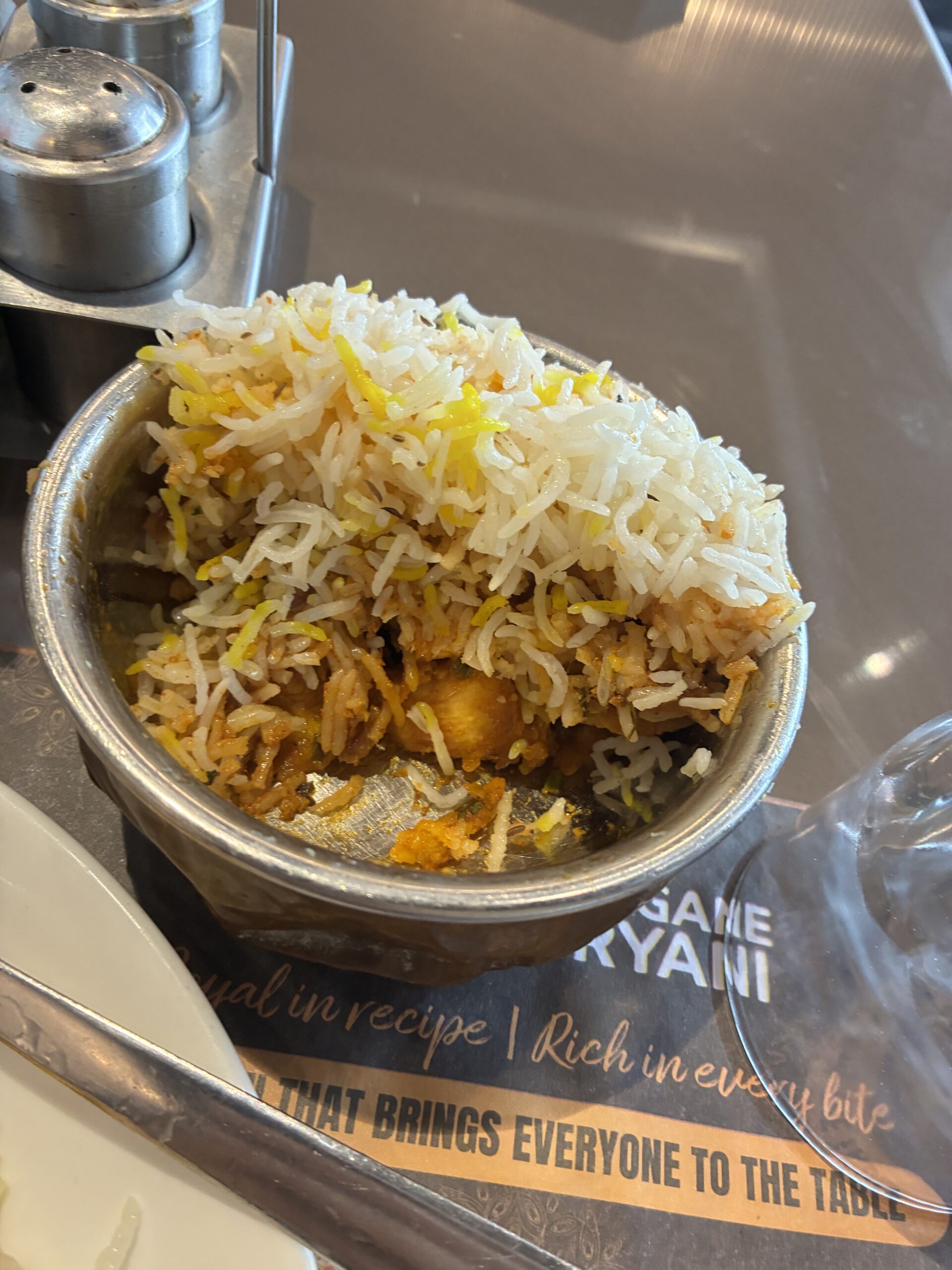 器に盛られたSpecial Hyderabadi Boneless Chicken Biryani