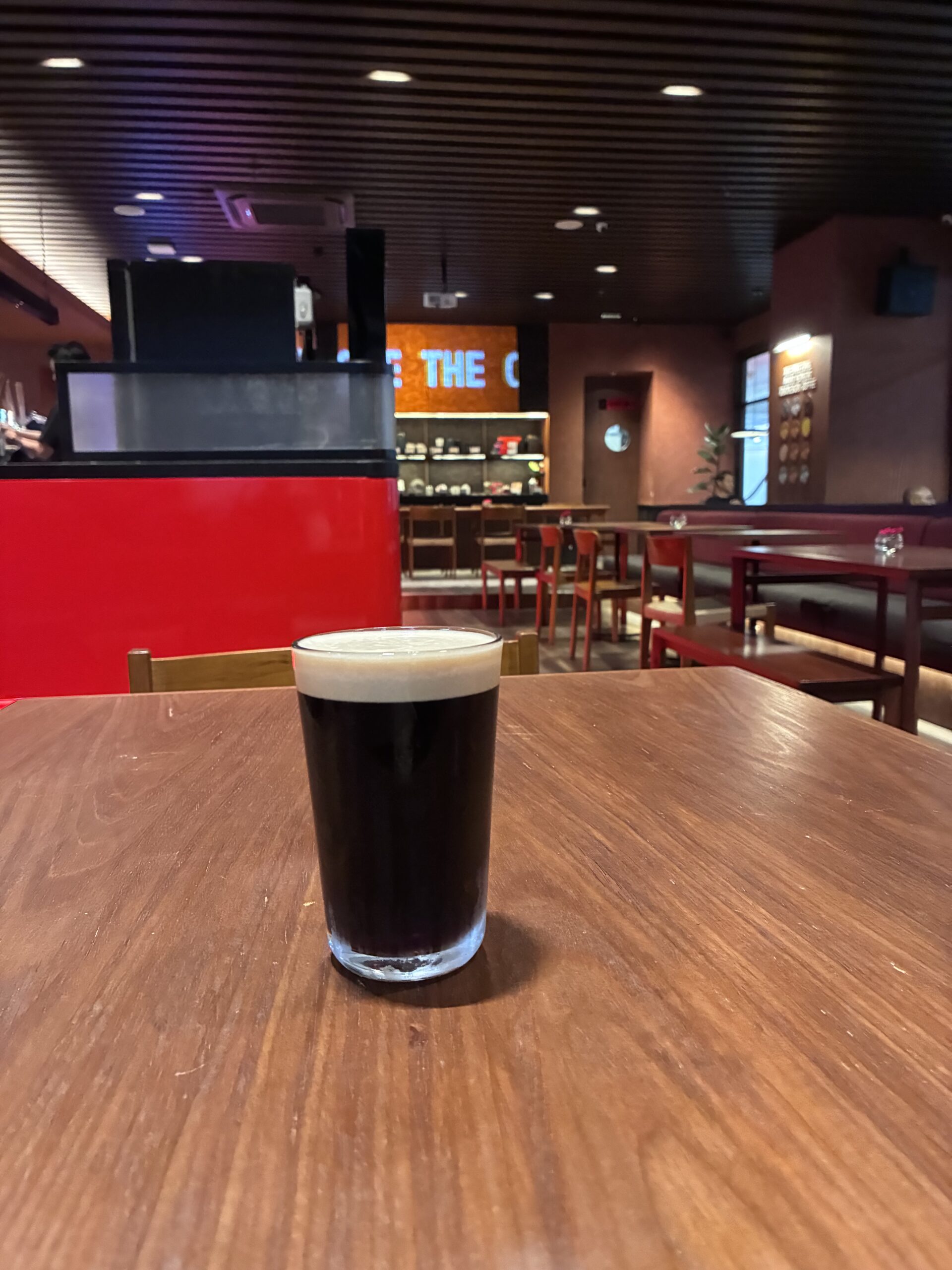 Blok Mのカフェで飲んだコーヒーフロート