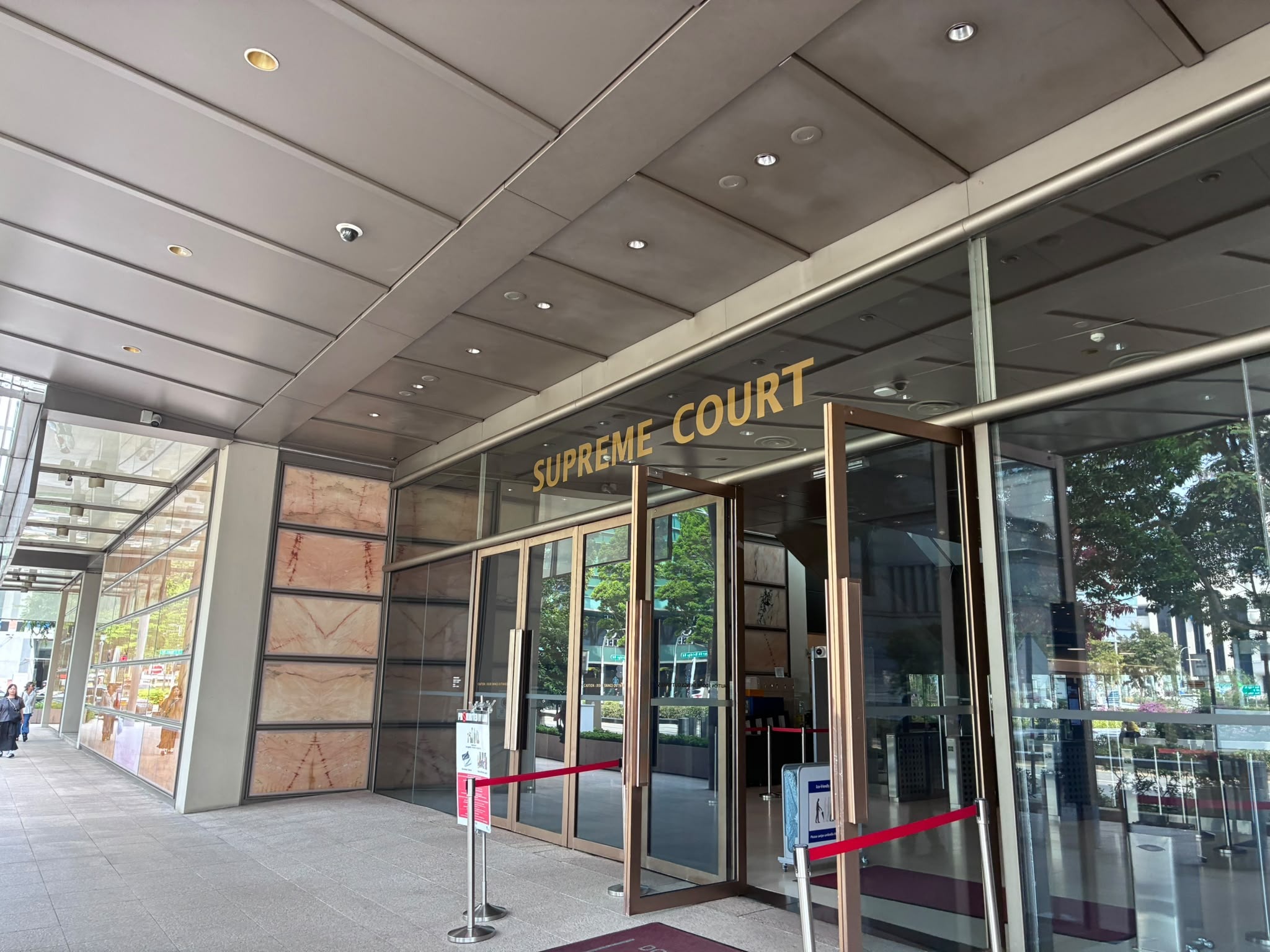 Entrance of the Supreme Court of Singapore
